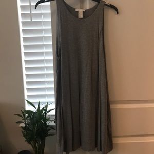 Grey simple tank dress with pockets!
